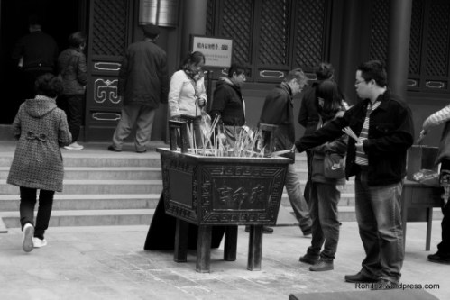 Incense sticks also called agarbattis dispels bad odor and keeps the environment in and around the temple pure and unblemished. A person feels happy entering the premises because of the smell of camphor and incense. On a human plane it means that we should sacrifice ourselves to serve society, in the process spread the perfume of love and happiness to all.