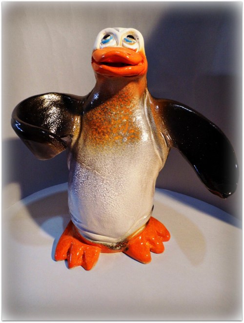 Pingüino de cerámica