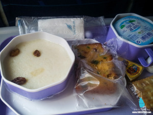 Snacks on-board Mihin Lanka