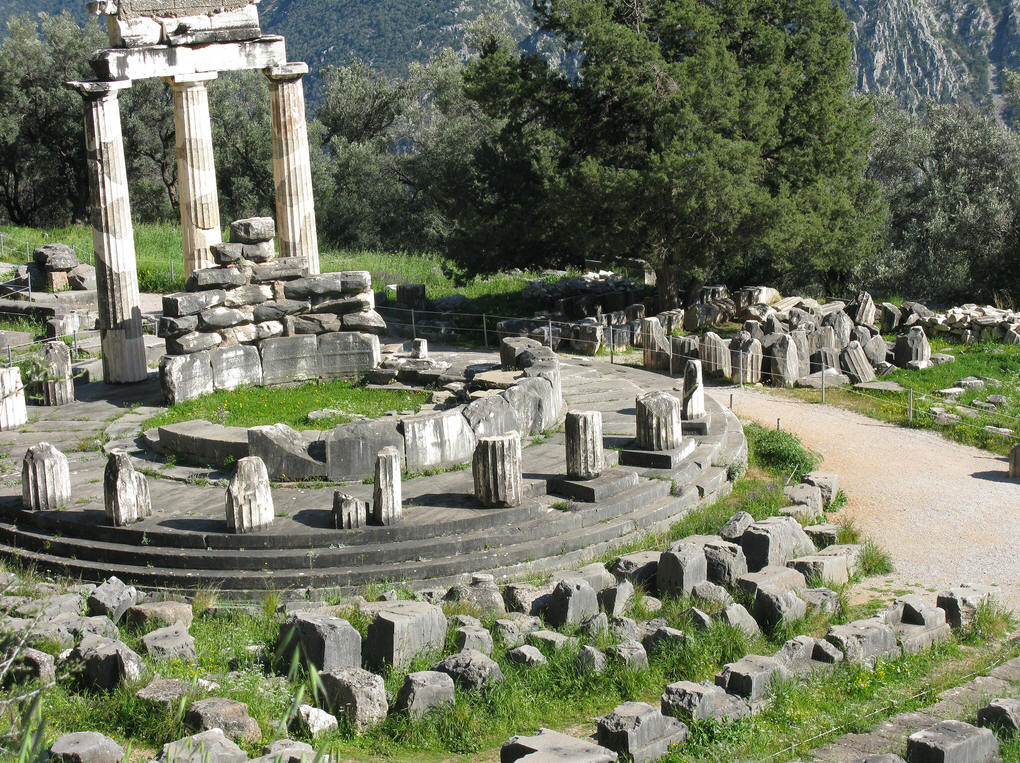 This image has an empty alt attribute; its file name is forjamestempleofathenadelphi1.jpg